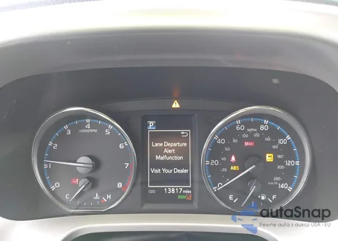 2018 Toyota Rav4 Limited z USA, uszkodzony, nr VIN JTMDFREV7JJ736678